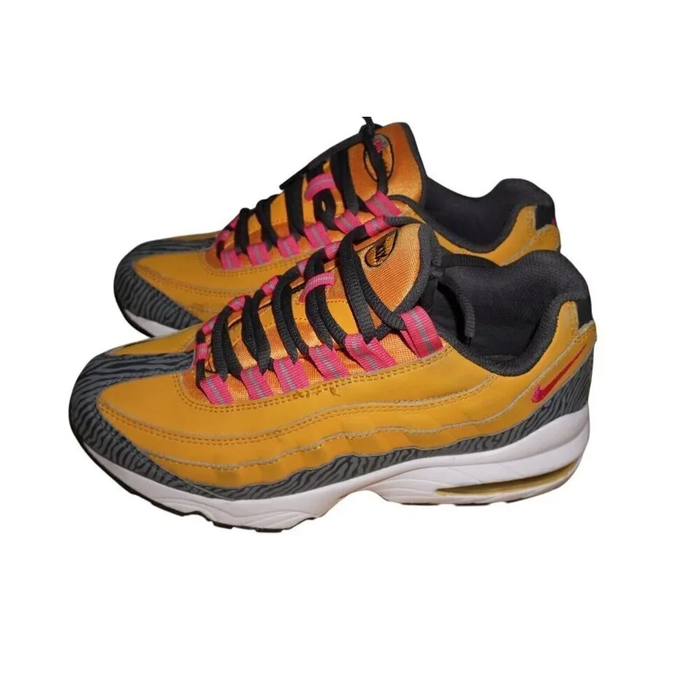 2013 Nike Air Max 95 Gold/Pink/Anthracite Running Shoes! Size 5.5Y